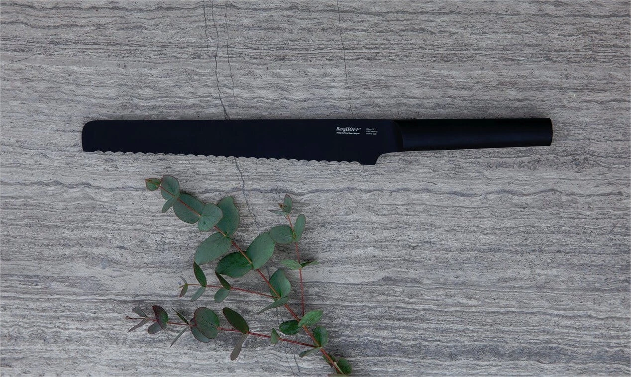 BergHOFF Ron Titan Bread Knife 23cm - Titanium Coating 4 BergHOFF Ron Titan Bread Knife 23cm - Titanium Coating - Image 2