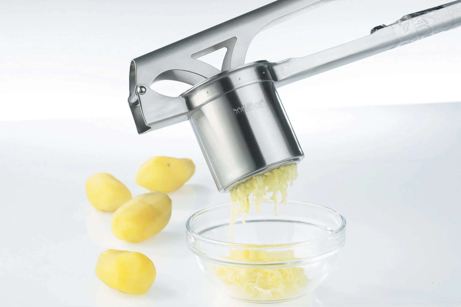 Gefu TRI STAR® Potato And Spaetzle Press With 3 Discs 6 Gefu TRI STAR® Potato And Spaetzle Press With 3 Discs - Image 4