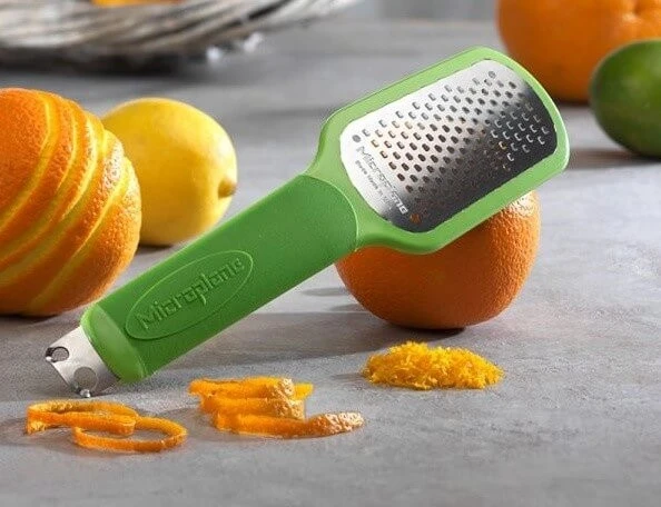 Microplane 3-in-1 Ultimate Citrus Tool, Green Colour 4 Microplane 3-in-1 Ultimate Citrus Tool, Green Colour - Image 2