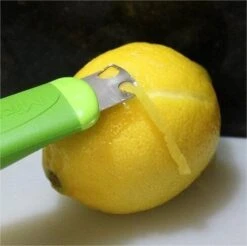 Microplane 3-in-1 Ultimate Citrus Tool, Green Colour 9 Microplane 3-in-1 Ultimate Citrus Tool, Green Colour -BladePro Store microplane 3 in 1 ultimate citrus tool green colour 3