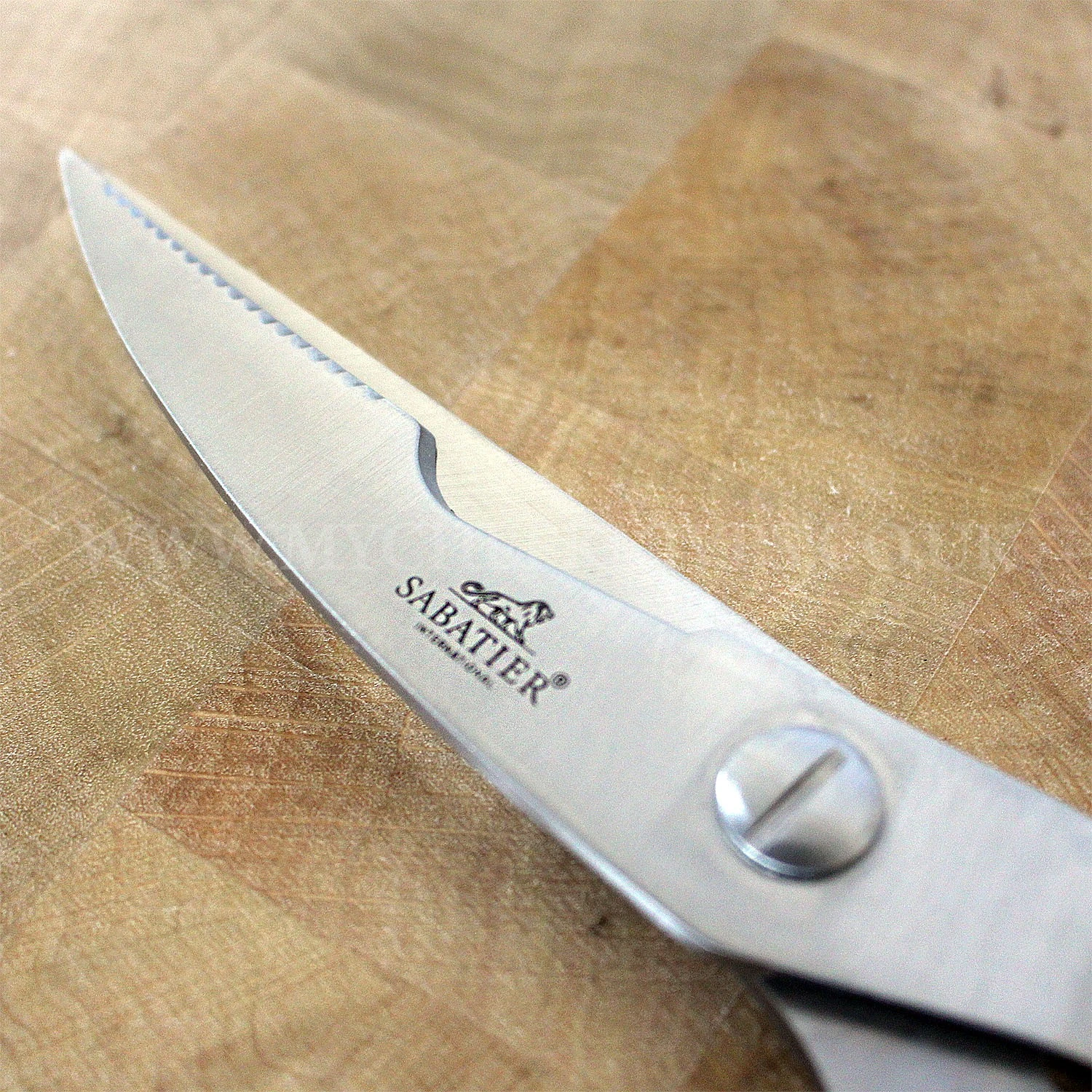 Sabatier International PLUTON Poultry Shears With Riveted Handles 4 Sabatier International PLUTON Poultry Shears With Riveted Handles - Image 2