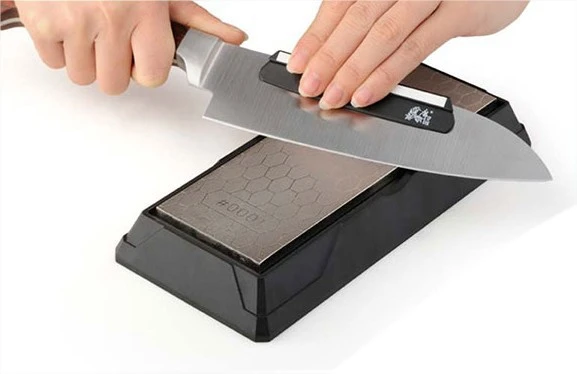 TAIDEA Double-sided Diamond Whetstone Grit 400/1000 + Plastic Base 4 TAIDEA Double-sided Diamond Whetstone Grit 400/1000 + Plastic Base - Image 2