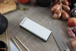 Wusaki Damas VG10 Pack With Chef Knife 20cm + Whetstone 3000/8000 -BladePro Store wusaki damas vg10 pack with chef knife 20cm whetstone 7